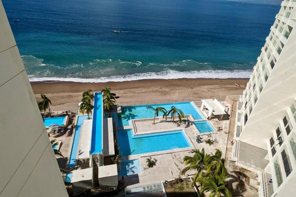 Harbor 13008A Artistic Beachfront Studio By Moikkarentals Puerto Vallarta Exterior photo